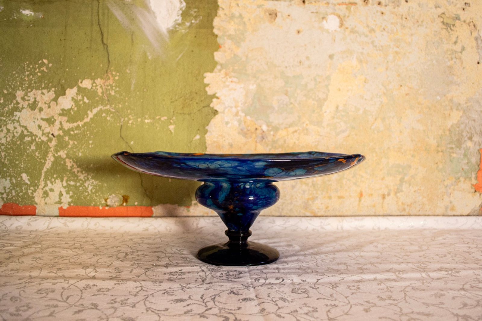 French Art Nouveau Blown Glass Bowl Centerpiece By Charles Schneider, 1920s