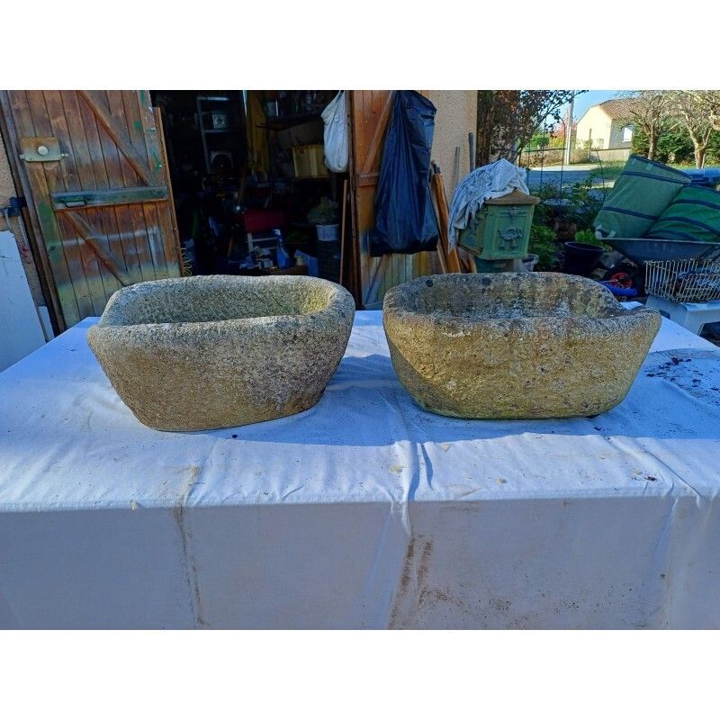 photo vinterior Pair Of 19th Century Dordogne Stone Basins
