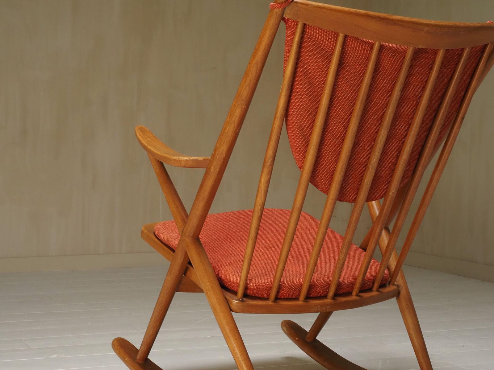 Frank Reenskaug Rocking Chair Model No.182 photo 1100.0