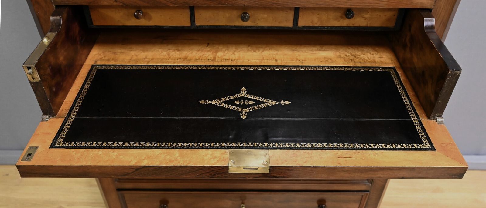 2830.0 Rosewood Weekly Secretary – Late 19th Century photo