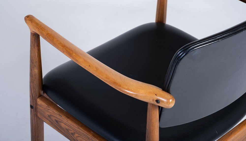 photo furniture Danish Armchair In Rosewod, 1960s