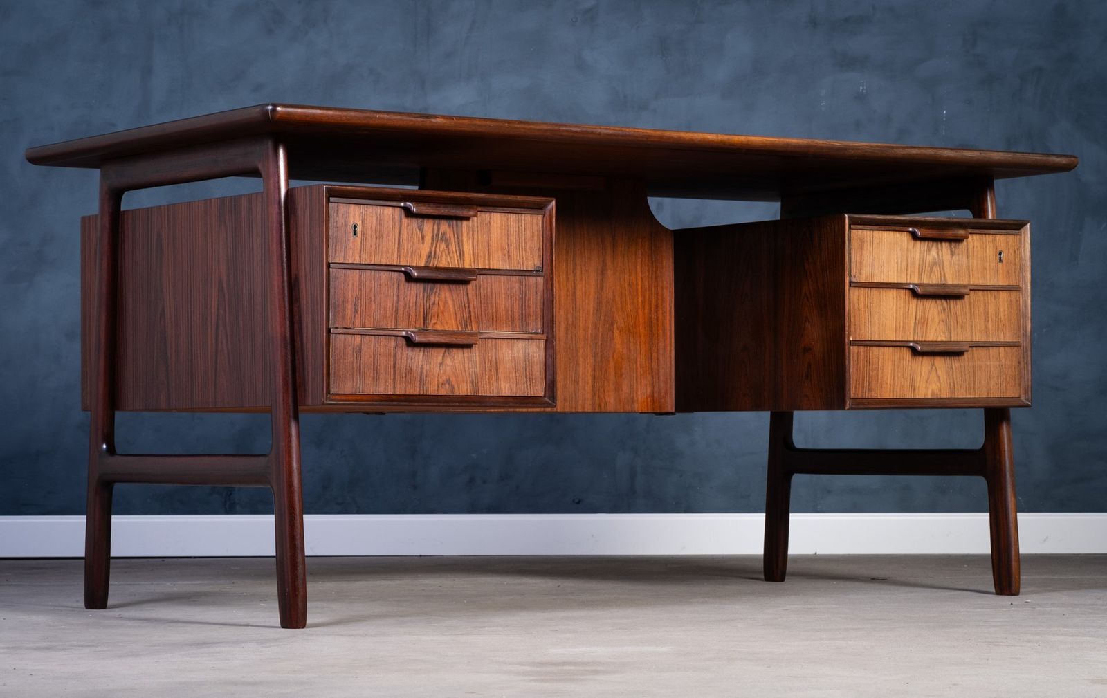 Palissander Bureau Van Gunni Omann Voor Omann Jun Møbelfabrik, Ca. Jaren 1960 photo 3648.0