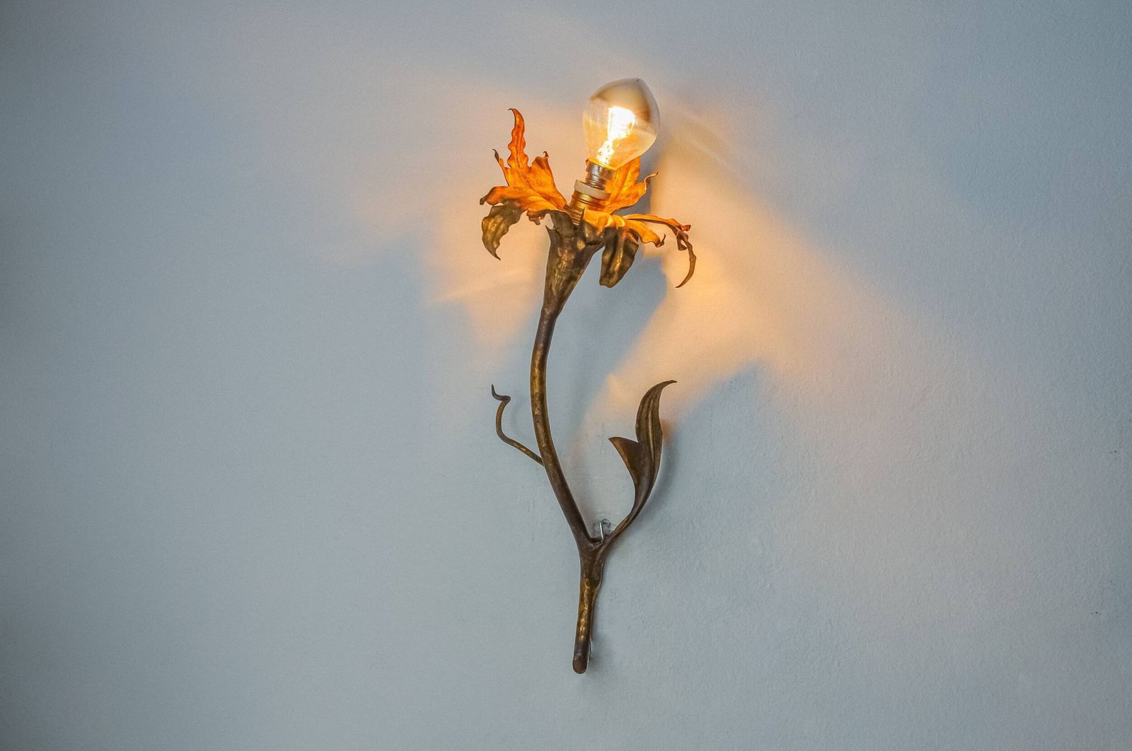 "Fleur De Lys" Wall Lamp By Ferro Arte, Metal And Gold Leaf, Spain, 1970 photo buy