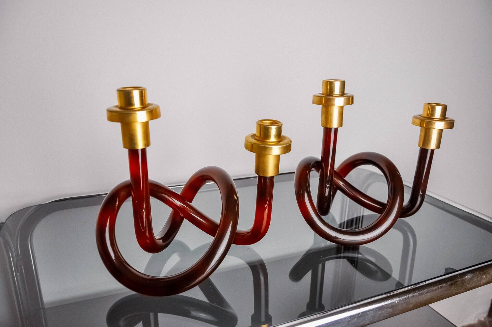 Pair Of Pretzel Candlesticks By Dorothy Thorpe In Lucite, 1970 photo for sale