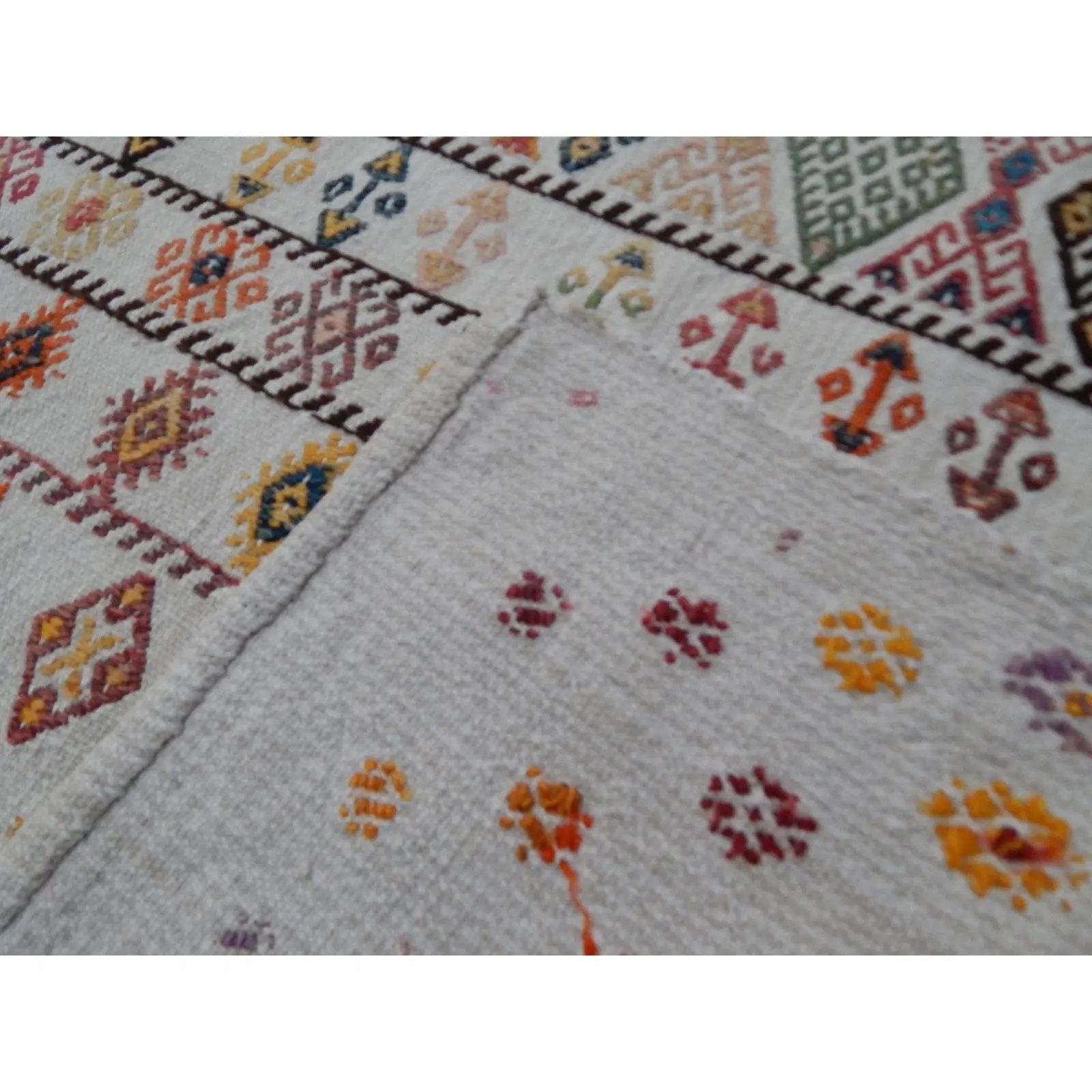 White Embroided Jajim Kilim Rug 3'1" X 3'3" photo furniture