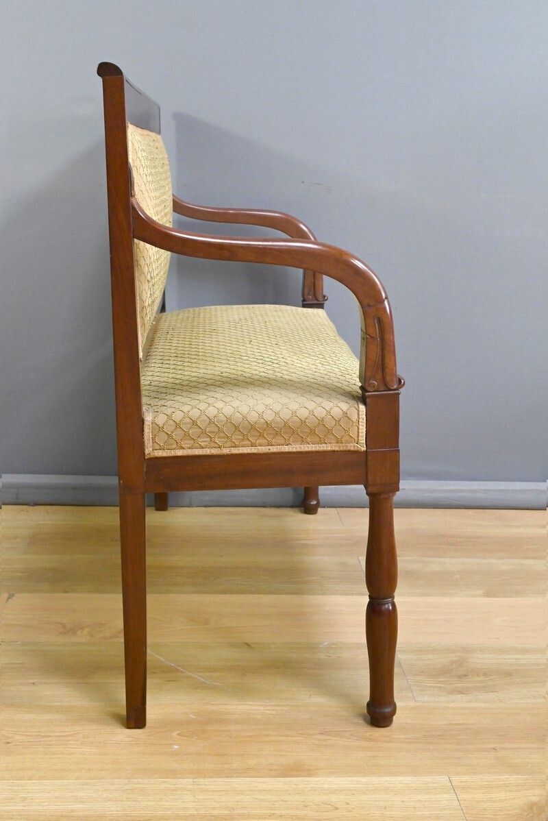 photo vintage Mahogany Landing Sofa, Restoration Period – Part 1 Of The 19th Century