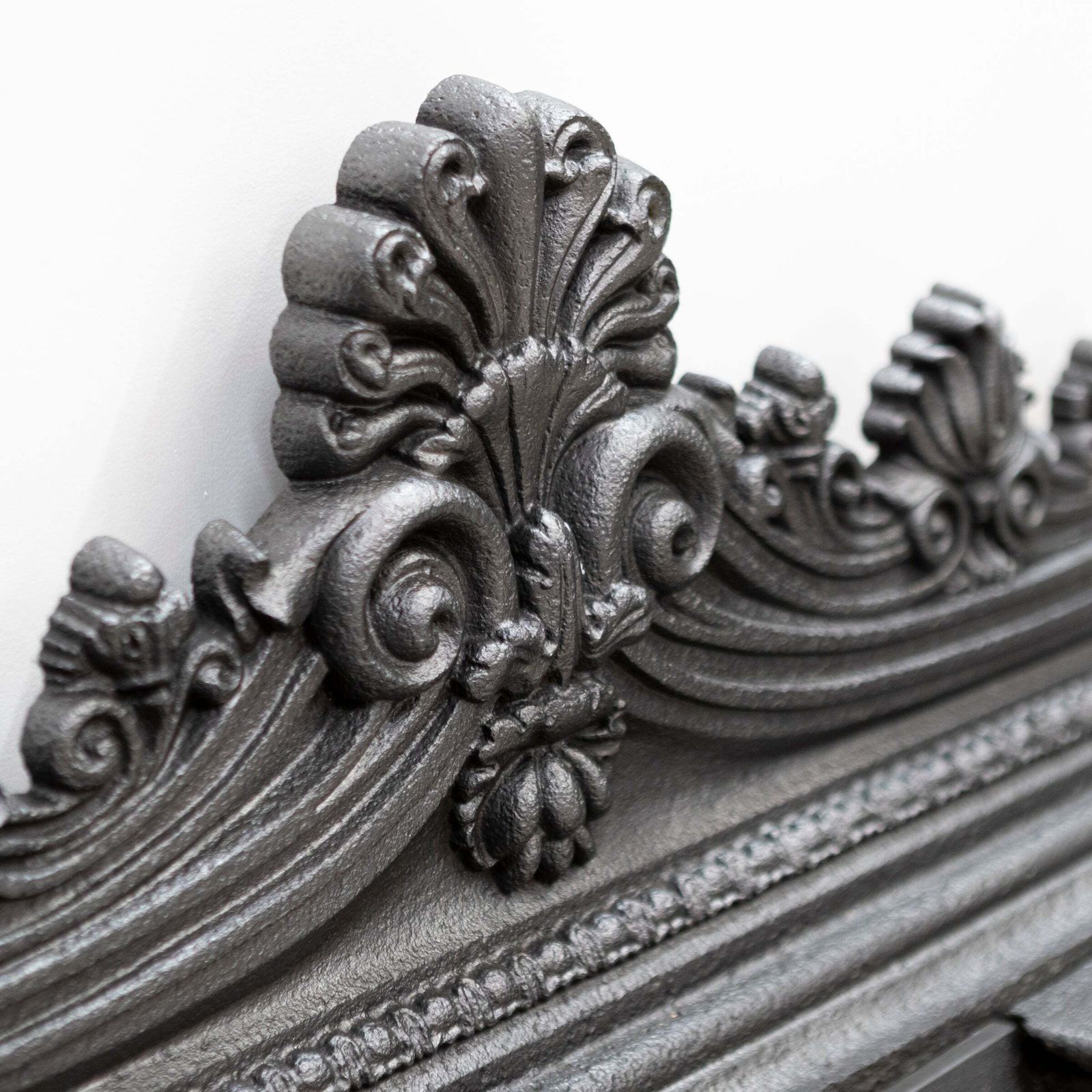 photo furniture Antique Georgian Cast Iron Hob Grate