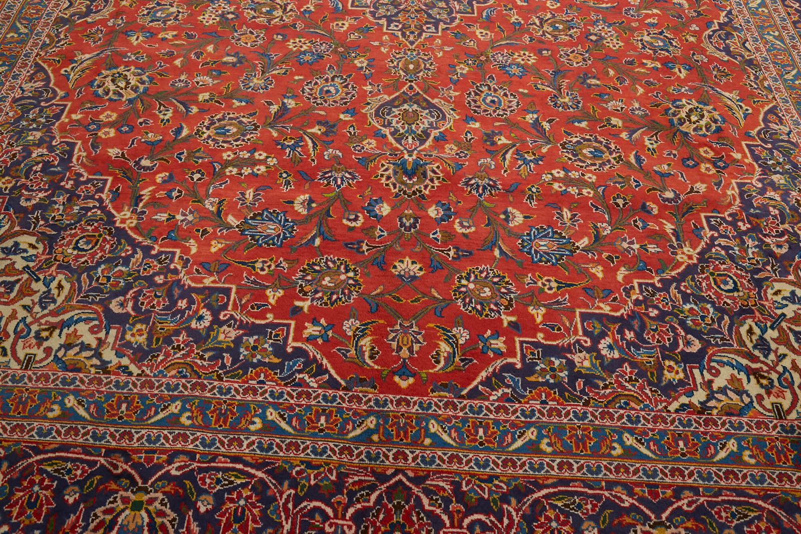 photo for sale 10x14 Vintage Hand Knotted Rug   47151