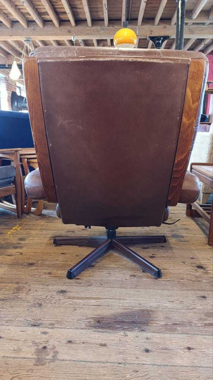 Göte Möbler 1960s Lounge Chair & Ottoman – Swedish Mid Century Modern photo vinterior