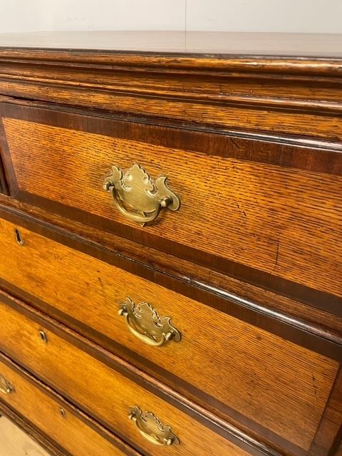 Georgian Oak And Cross Banded Mahogany Four Height Chest Of Drawers Circa 1790 photo 495.0