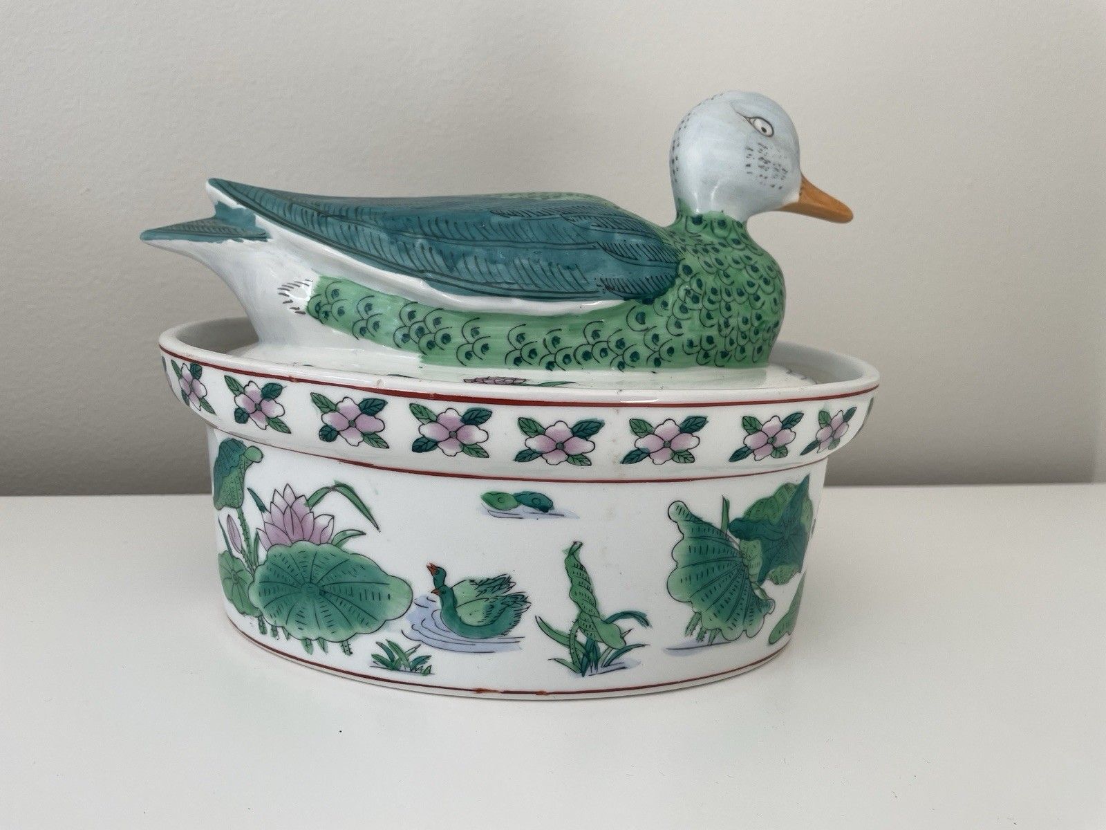 photo for sale Vintage Chinese Hand Painted Famille Verte Porcelain Duck Tureen Egg Basket Pot