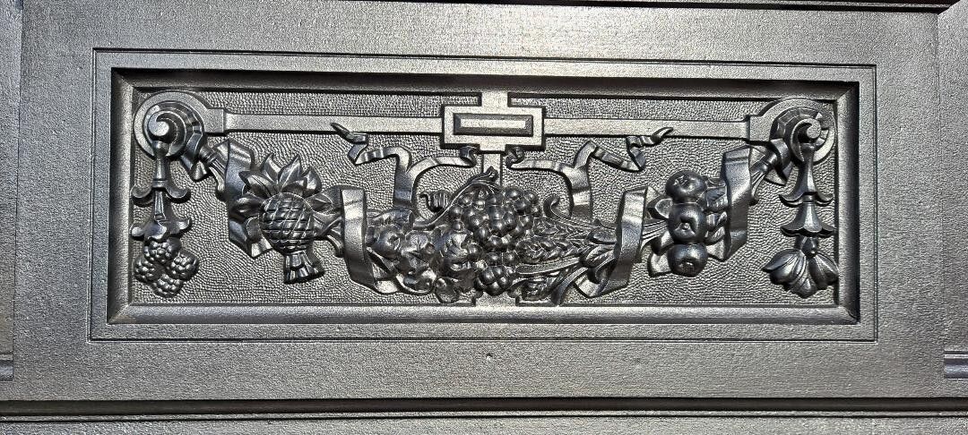 photo vinterior Victorian Cast Iron Combination Fireplace Original  Antique  Fireplace Surround
