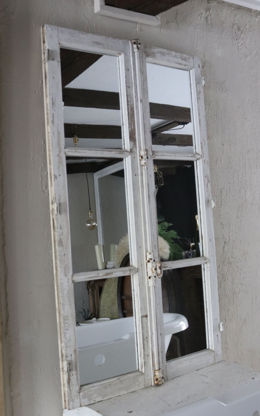 photo vintage Floor Standing French Window Frame Mirrors