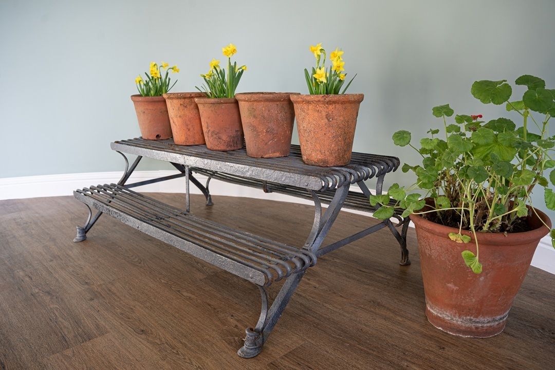Antique Arras Plant Stand photo 192.0