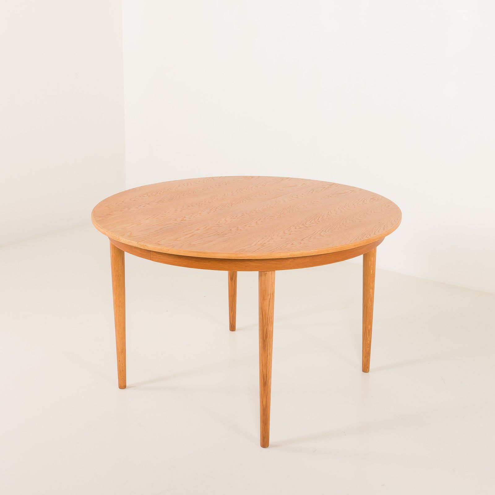 Danish Mid Century Oak Round Table With One Extra Leaf, 1960s photo vinterior