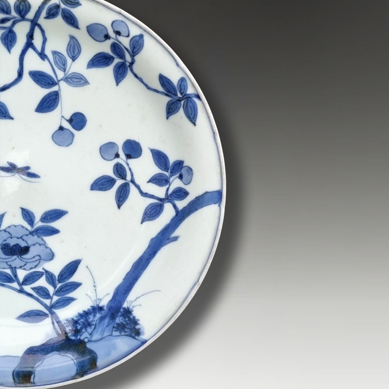 Japanese Kakiemon Early 1700's  Unusual Cobalt Blue/W  Rare And Magnificent 22cm photo furniture