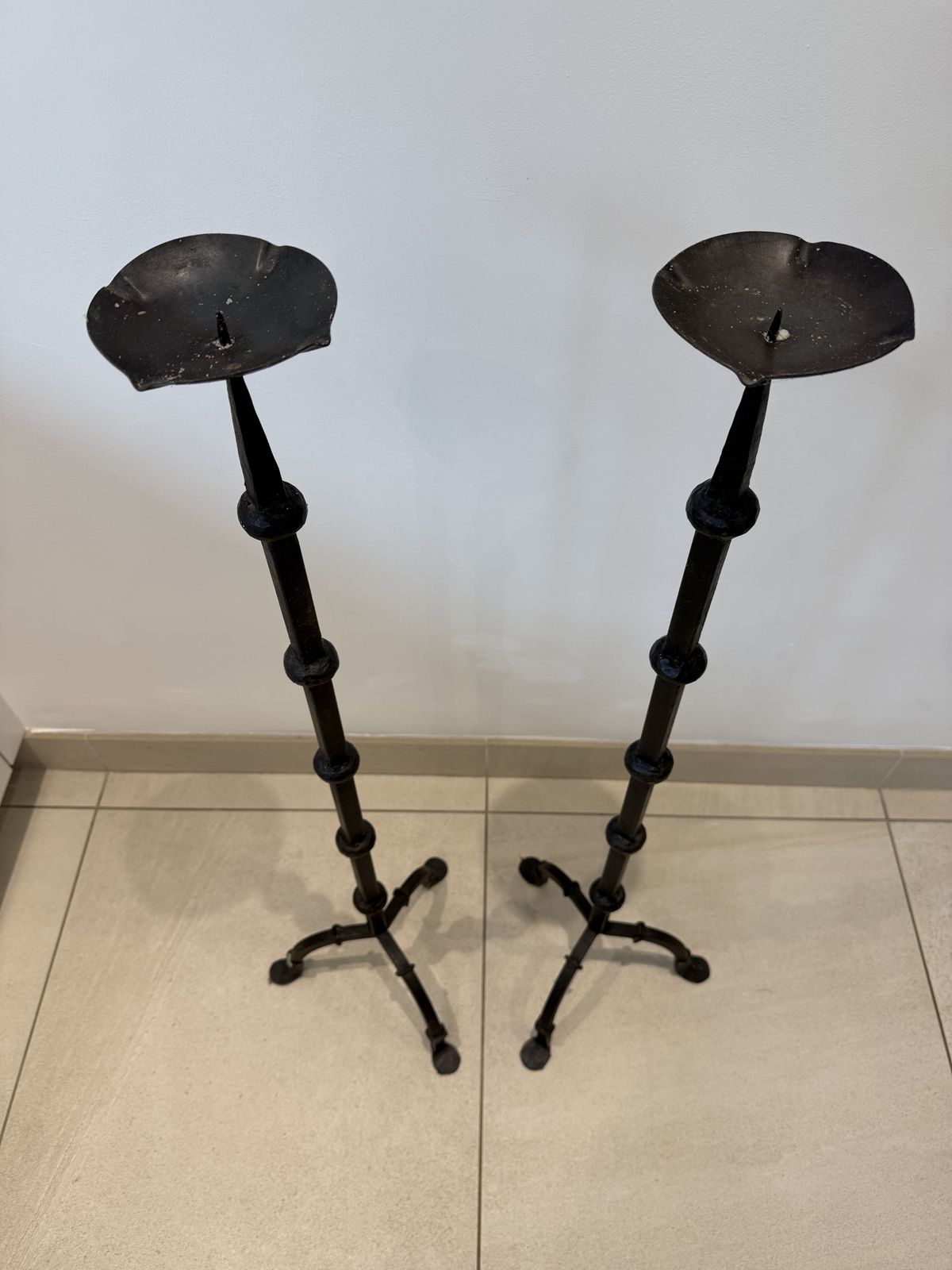 Vintage Candle Holders In Hand Forged Wrought Iron With Tripod Feet