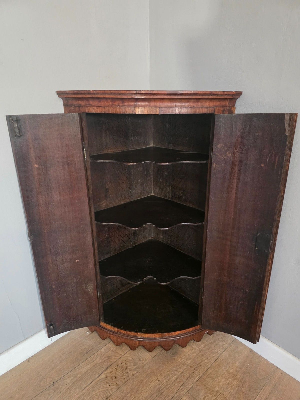 Antique George 111 Oak Cross Banded Wall Hanging Corner Cupboard Circa 1780 photo 354.0