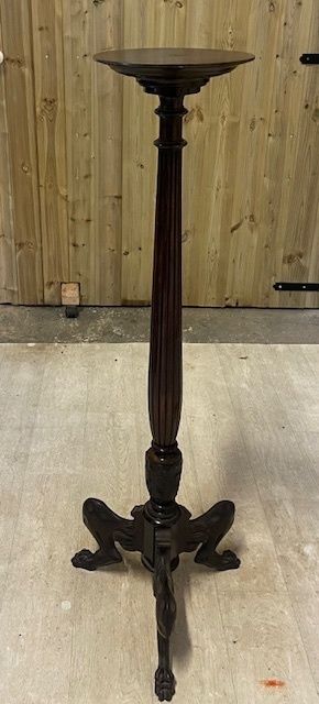 Quality 19th Century Mahogany Torchere With Unusual Carved Animal Feet And A Circular Top