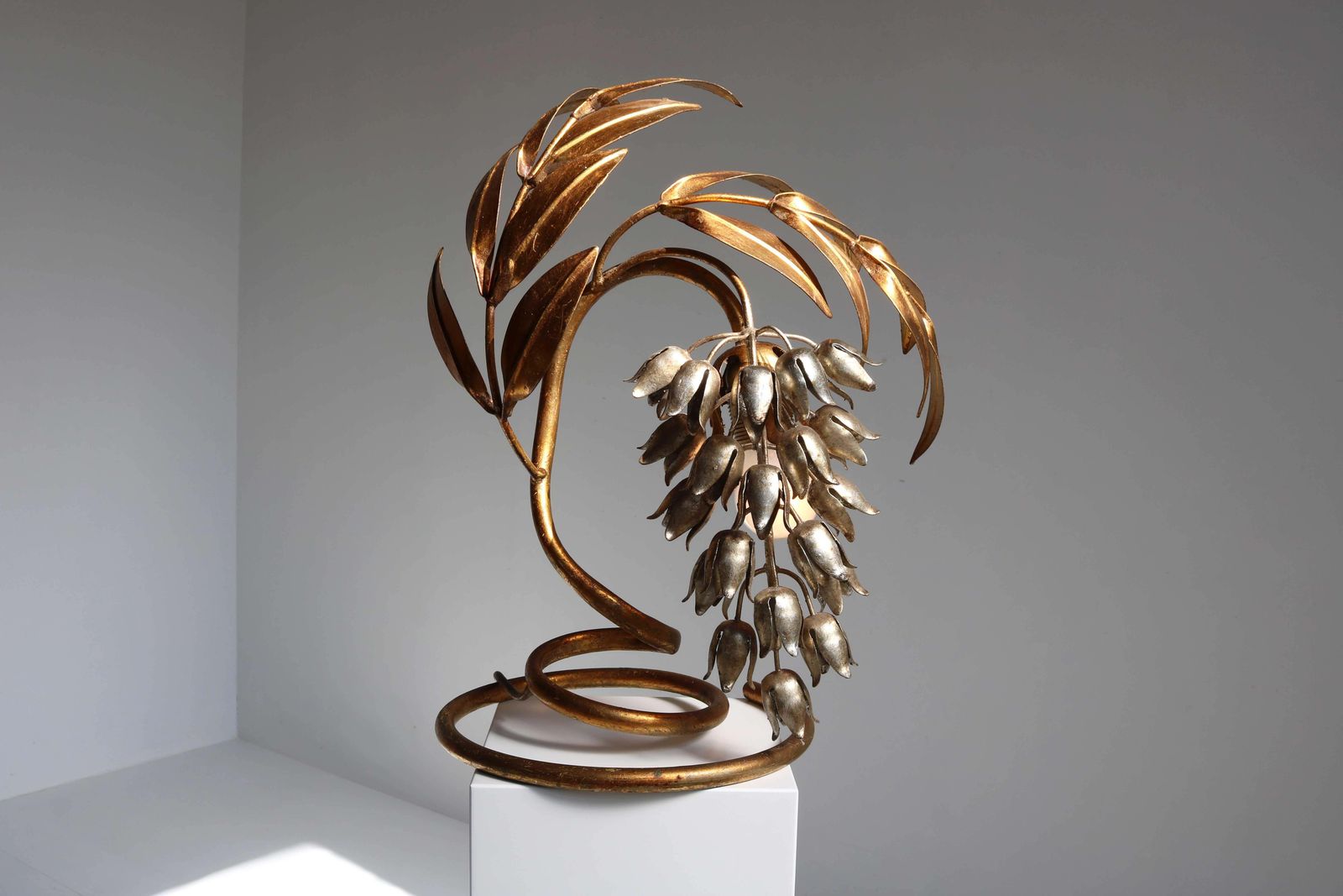 Wisteria Tafellamp, Regency Verguld Tafellight Van Hans Kögl, Duitsland, Jaren 1970 photo furniture