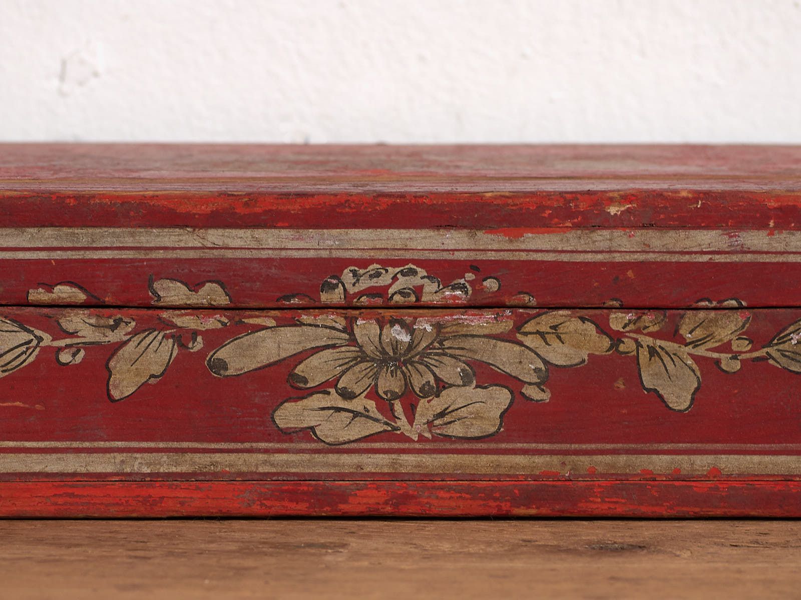 Antique Box With Red Patina (C.1900) #4 photo vinterior
