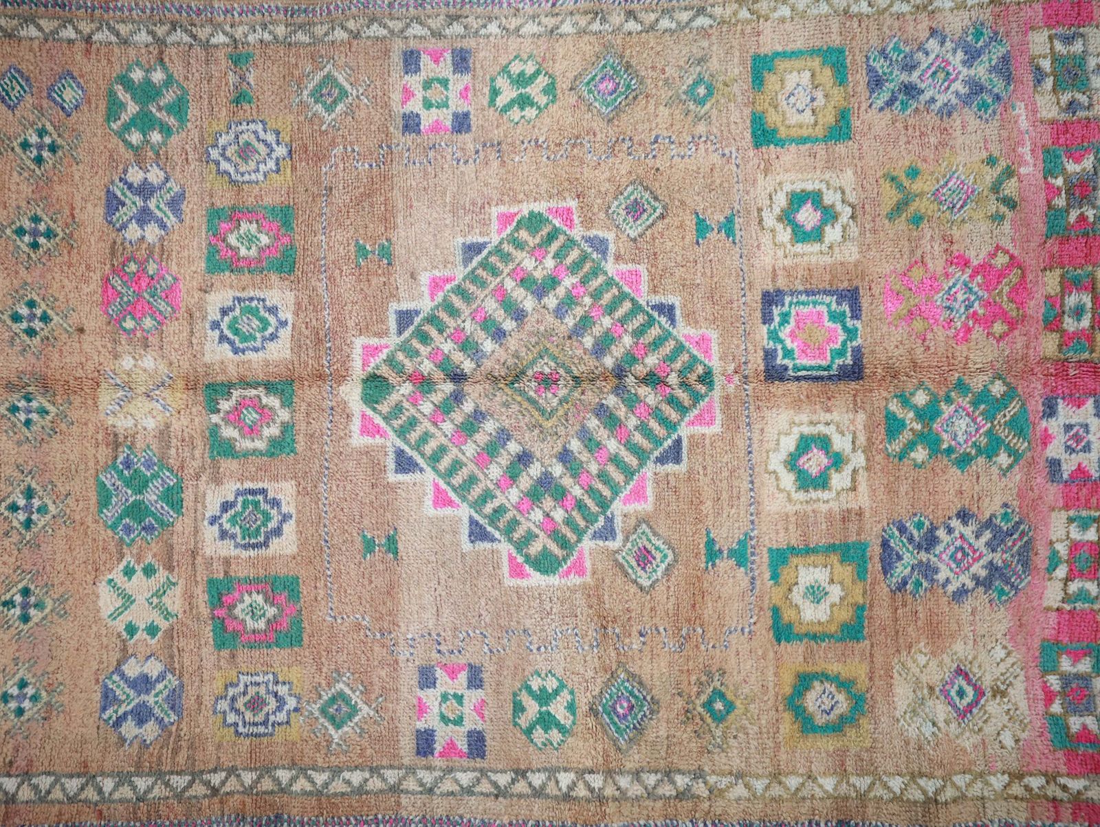 Igider Vintage Moroccan Rug 5'6" X11'5" photo furniture