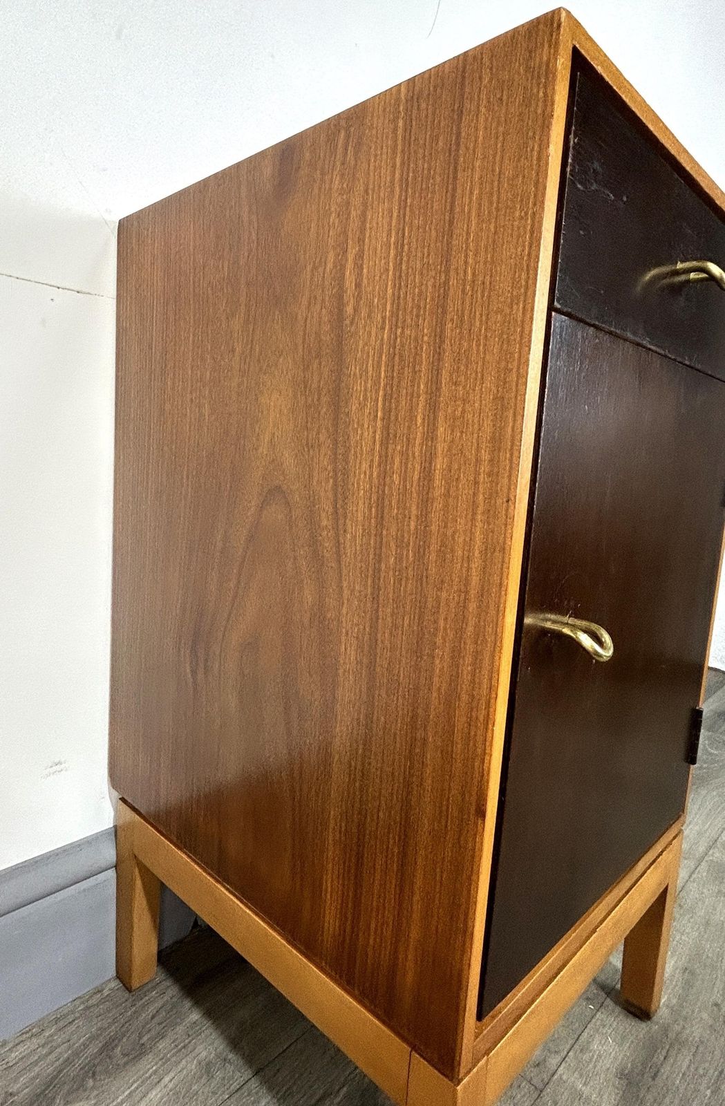 Stylish Mid Century Walnut Bedside Cabinet John/Sylvia Reid Stag 1950's/60's photo vintage