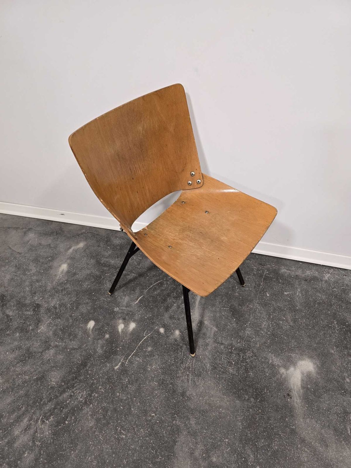 Desk Chair 1950s, Vintage photo furniture