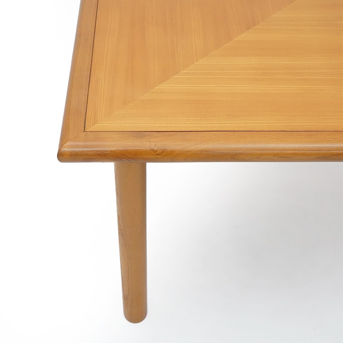 1875.0 Square “Condogu” Table By Luigi Massoni For Porro, 1970s photo