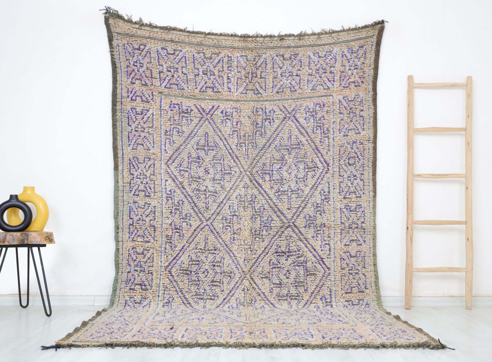 Tazghart Vintage Moroccan Rug 5'9" X 8'6"