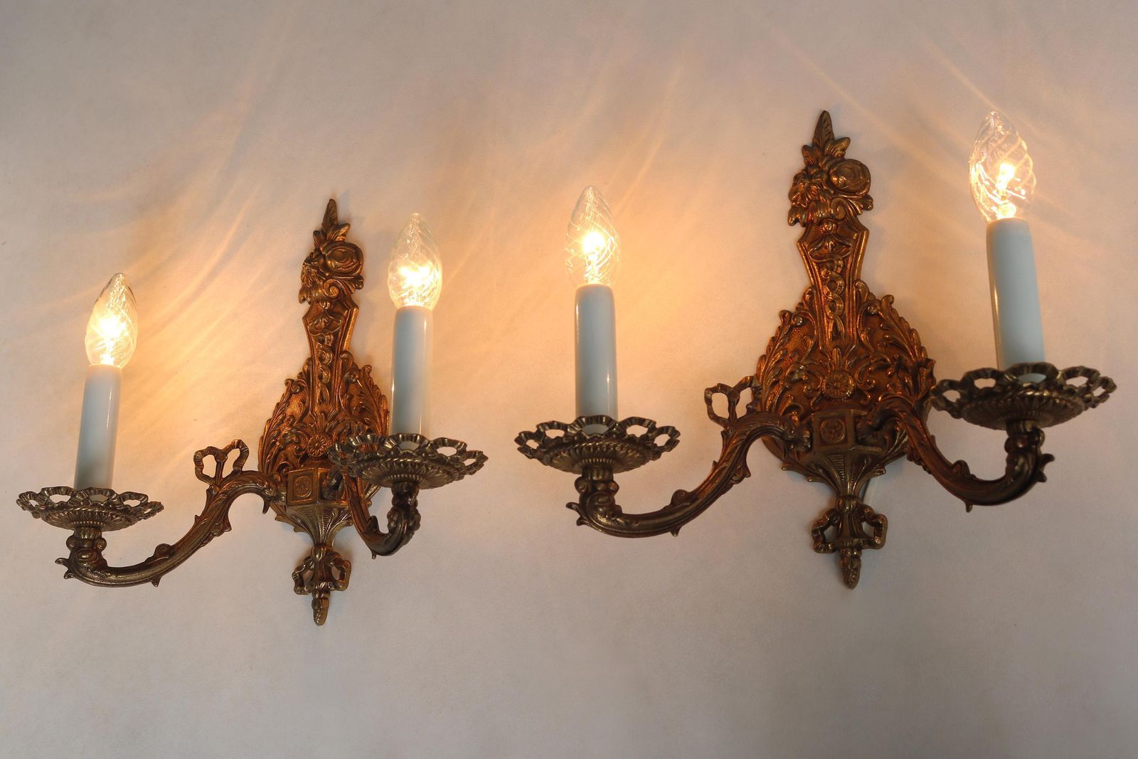 Vintage Pair Of French Brass Wall Sconces With Ribbon And Floral Design, 1960s photo vinterior