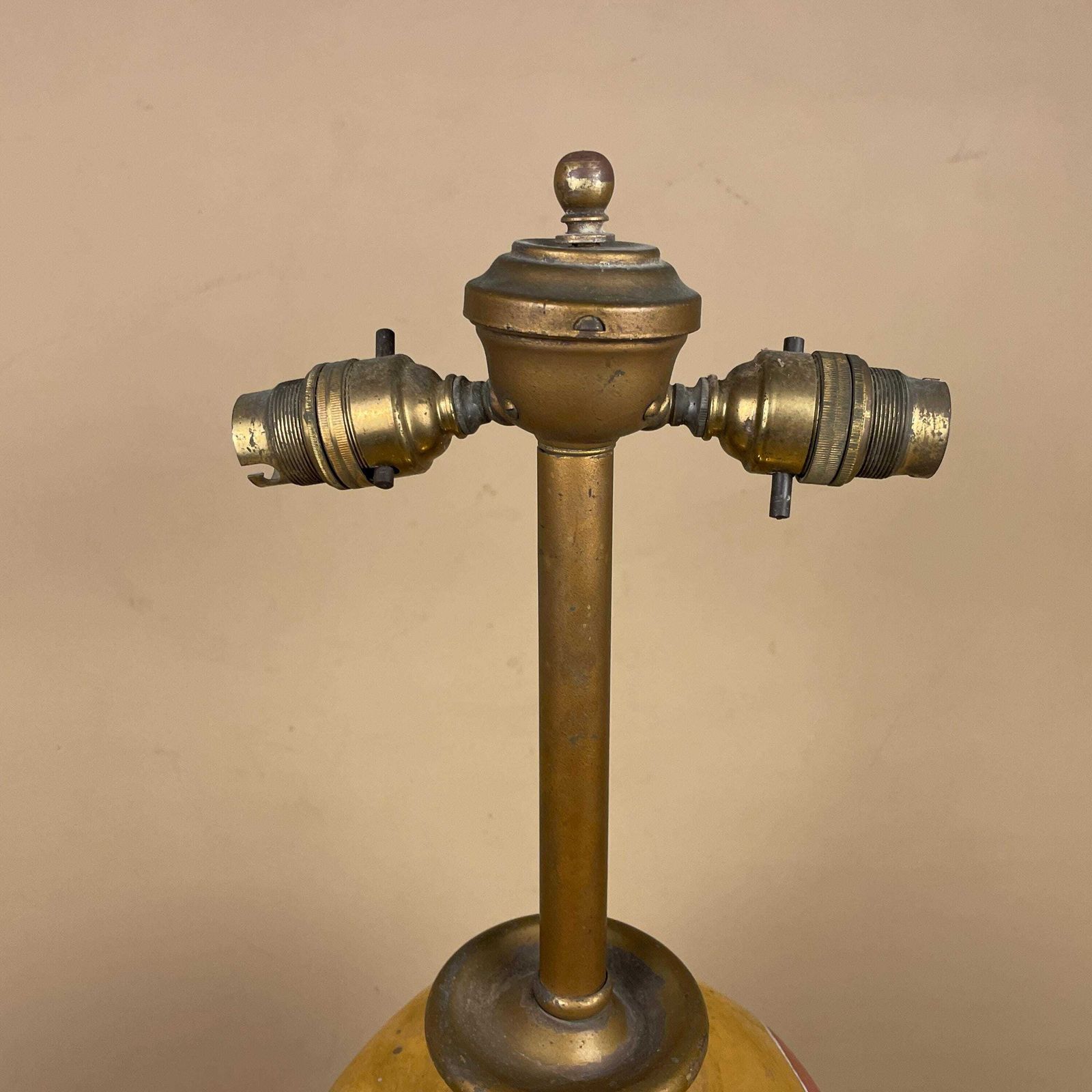 Vintage Ceramic Lamp Light Bedside Table Side Antique Vase Cottage Pattern Patterned Pink Gold Brass Metal Gold 2 Bulbs Wood Base Oriental photo for sale