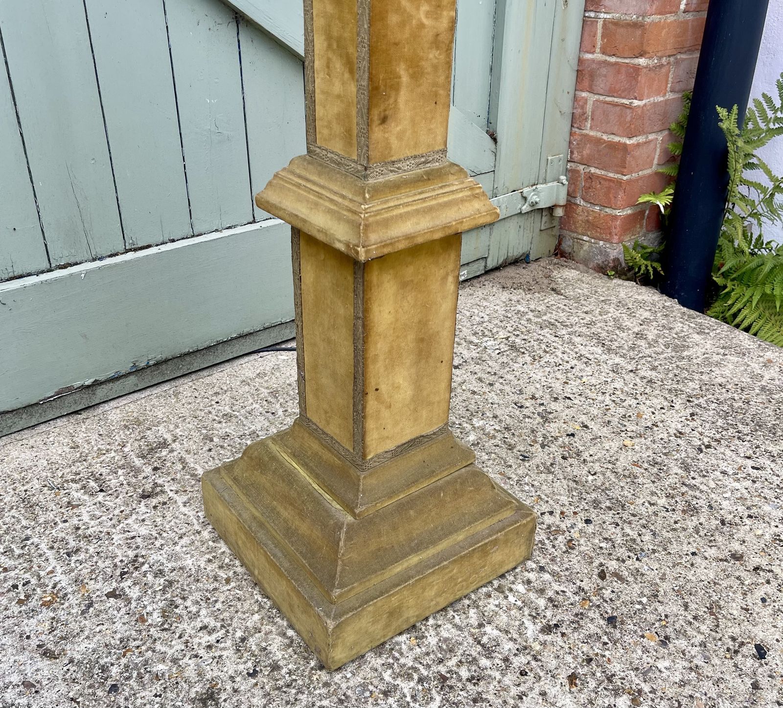 An Early 20th Century Velvet Covered Standard Lamp photo vinterior