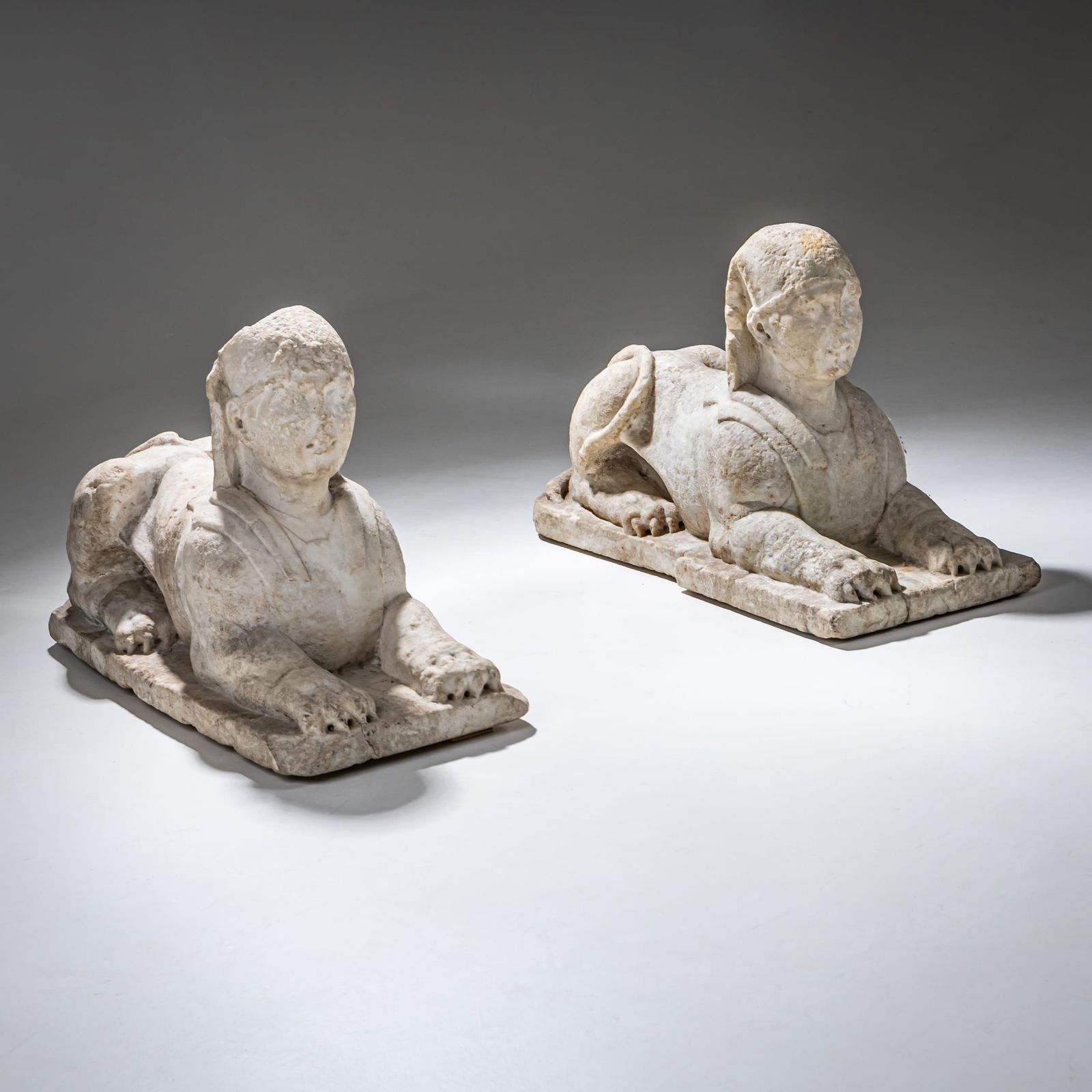 photo furniture Pair Of Marble Sphinxes, Italy, 17th Century