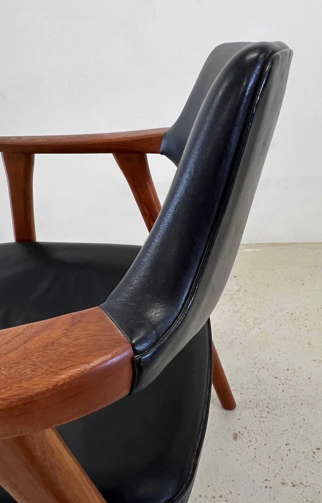 Erik Kierkegaard Teak & Leather Armchair By Hong Møbelfabrik, 1960s photo vinterior