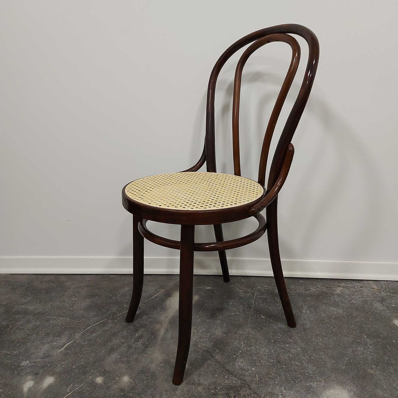 Furniture Thonet Dining Chair No. 18 “Wide” 1970s, 1 Of 6 photo