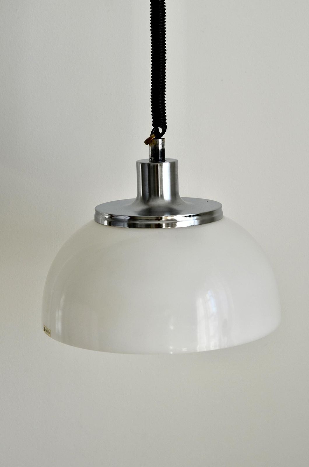 Harvey Guzzini Faro Rise & Fall Pendant Lamp