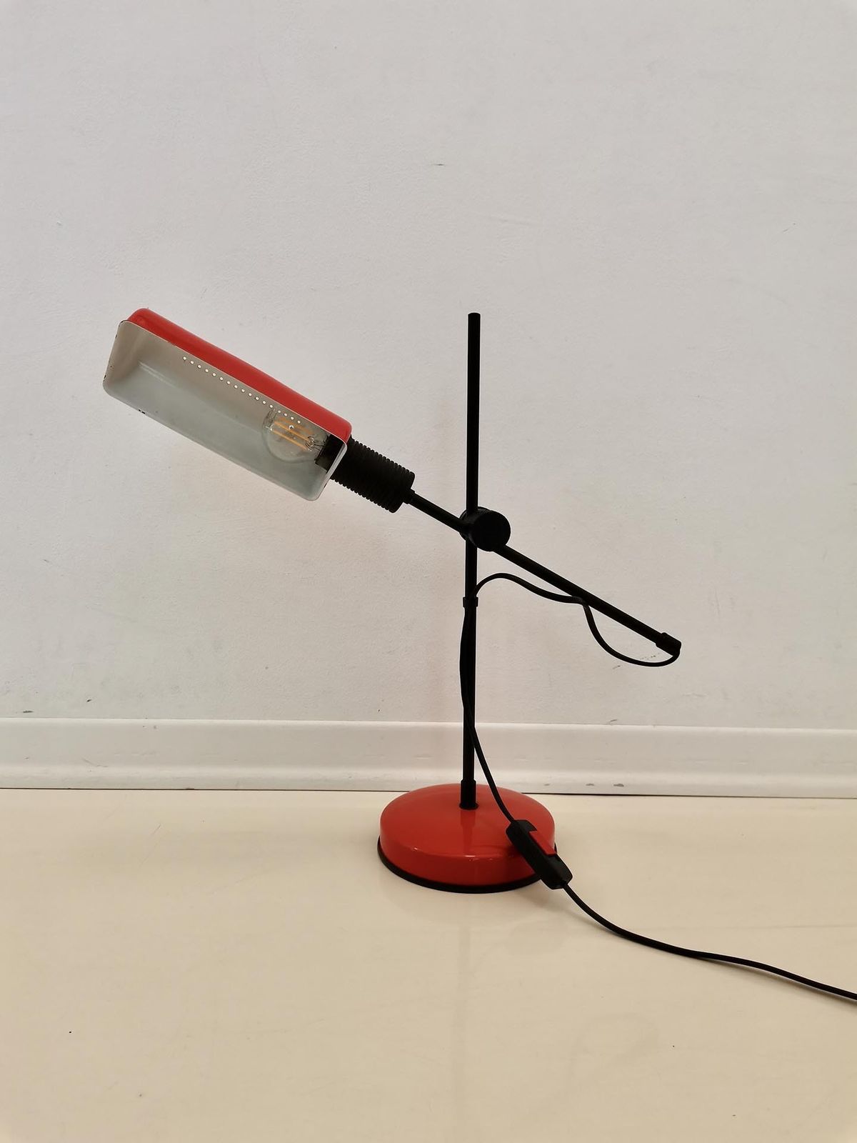 Red Table Lamp, 1970s, Vintage photo vinterior