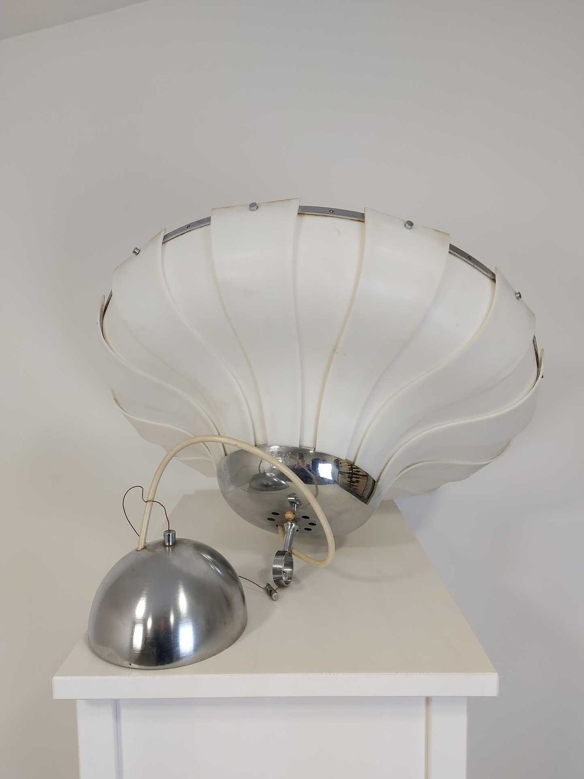 Space Age Guzzini Pendant, 1970s photo vinterior