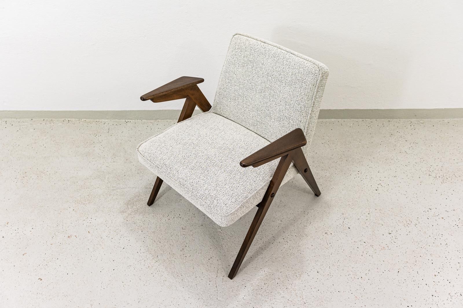 photo furniture Armchair “Bunny” Type 300 177, Poland, 1970’s