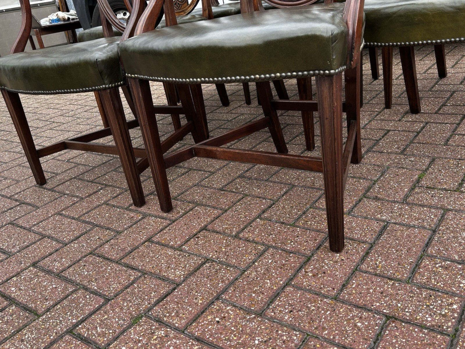 Furniture 8 Hepplewhite Dining Chairs. Green Leather Upholstery. Prince Of Wales Feathers photo