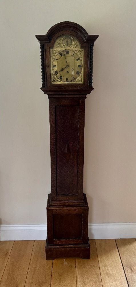 Wonderful Quality Antique Oak Eight Day Chiming Grandmother Clock photo 1155.0