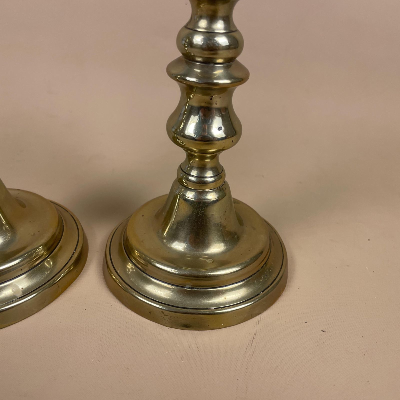 Antique Matching Pair Of Gold Brass Metal Candlestick Candle Stick Holder Vintage Column Taper Dinner Candlesticks Round Base Ornate photo vinterior