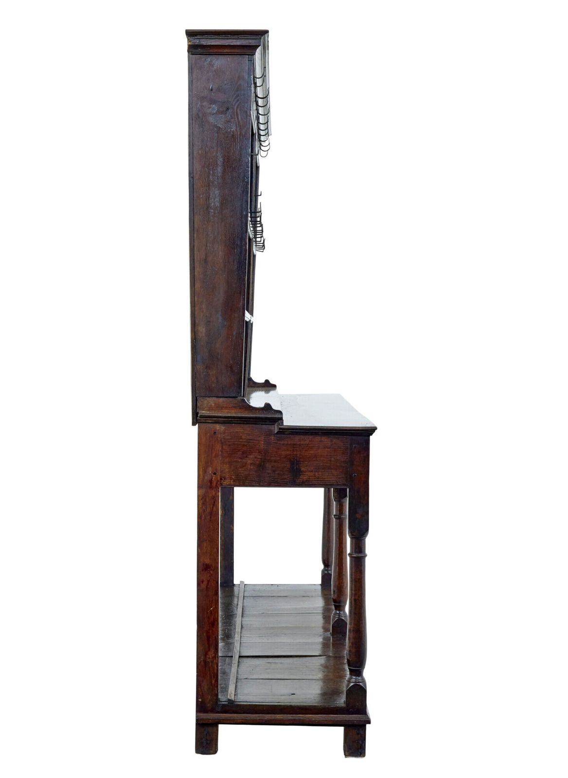 photo furniture Early 19th Century Welsh Oak Dresser And Rack
