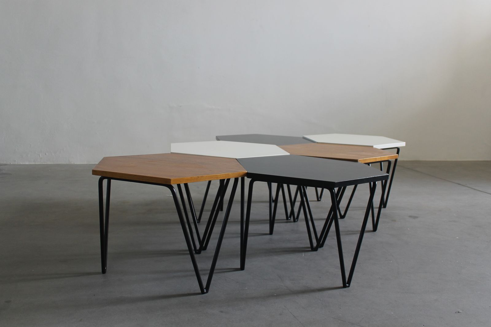 Gio Ponti Set Of Six Hexagonal Coffee Tables In Wood And Metal I.S.A. 1950s photo Furniture