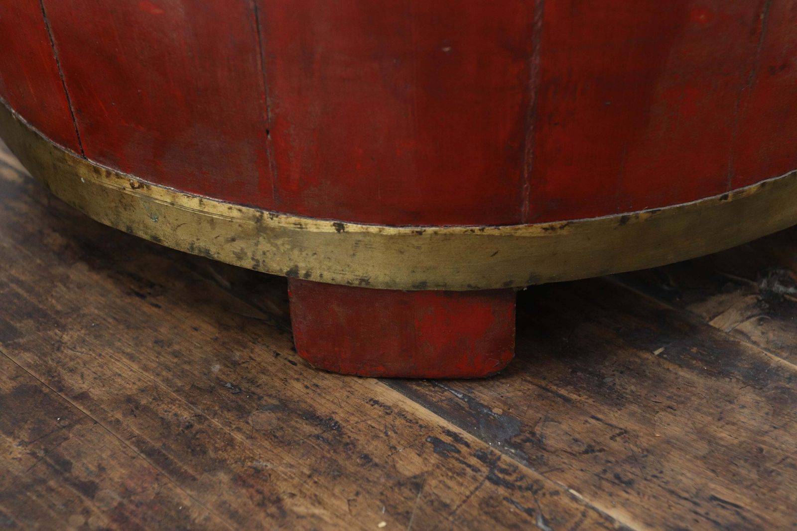 Late 19th Century Chinese Red Lacquered Wash Bowl (3) photo 315.0