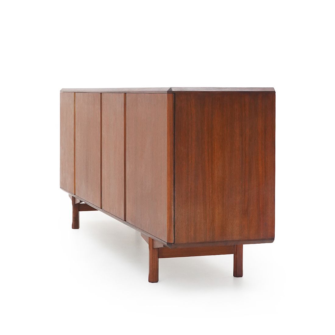 Sideboard By Dino Cavalli For Tredici (Ila), 1960s photo vintage