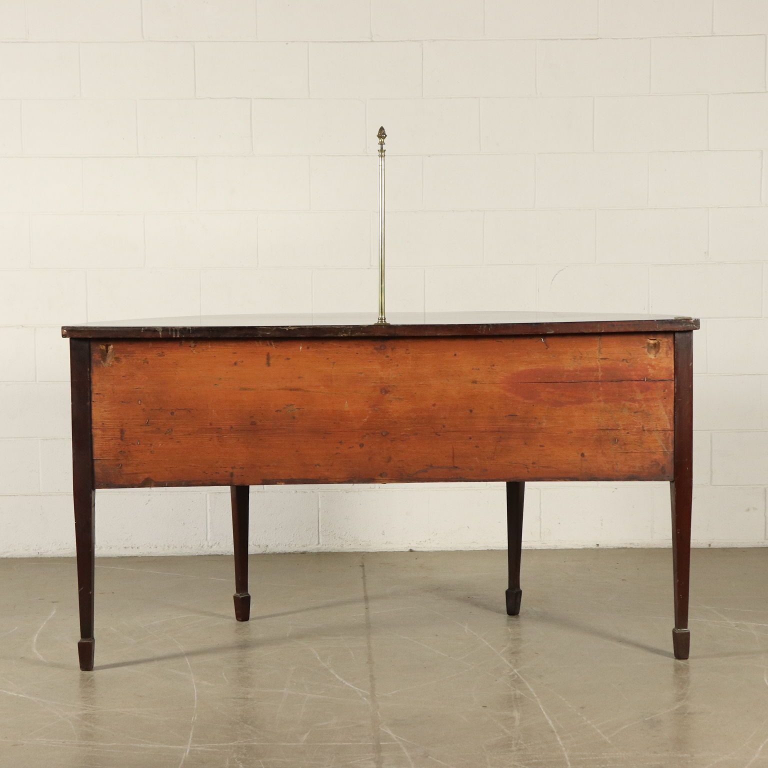 photo vintage English George III Sideboard Mahogany Maple Ebony Bro Brass About 1790