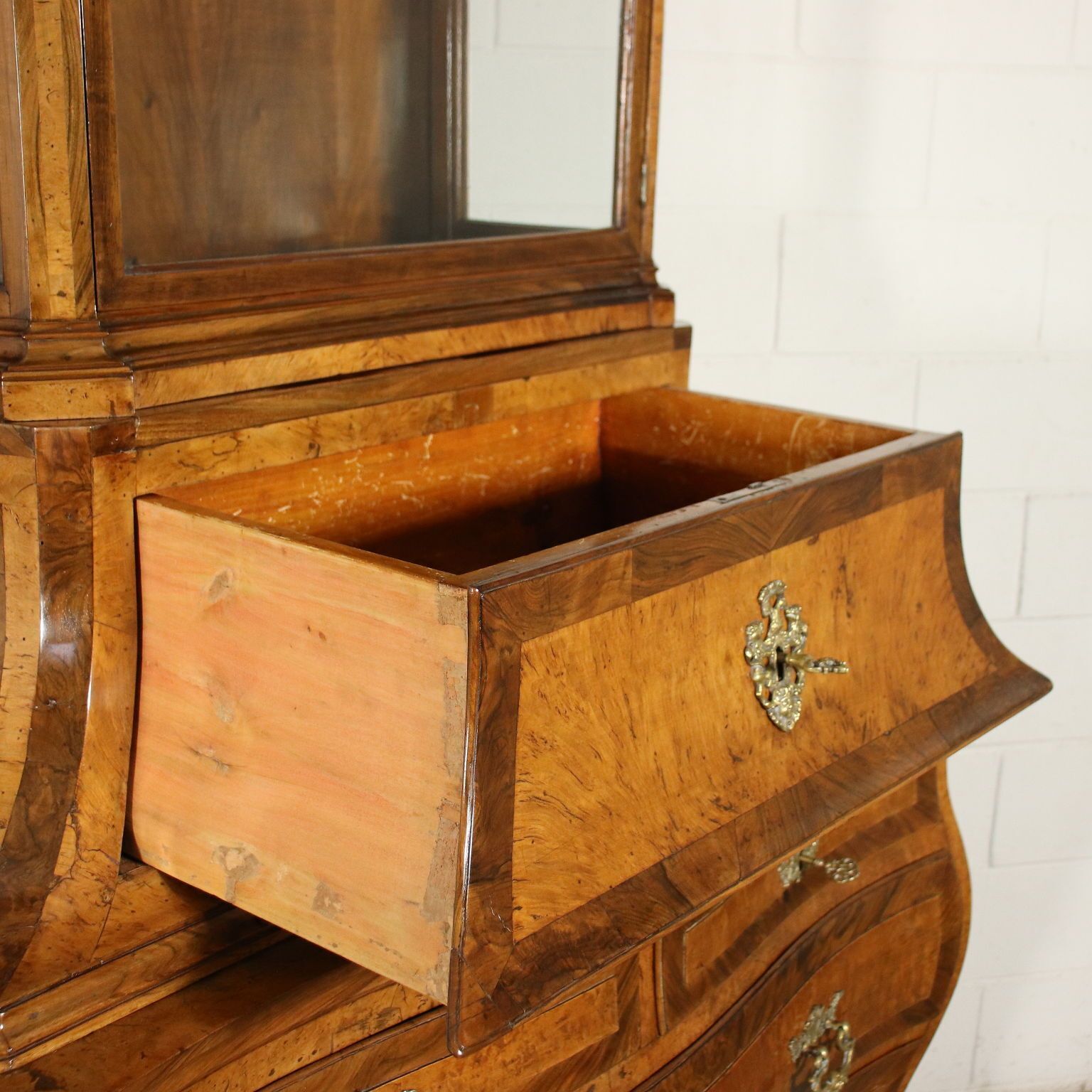 photo for sale Chest Of Drawers Barocchetto Maple Poplar Bronze Emilia Italy 1700
