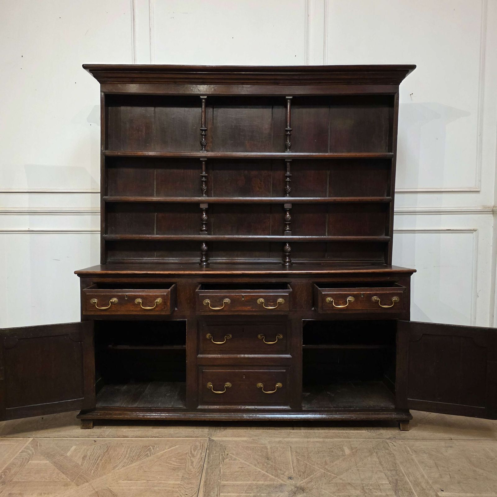 English Oak Farmhouse Dresser, 1700s photo vinterior